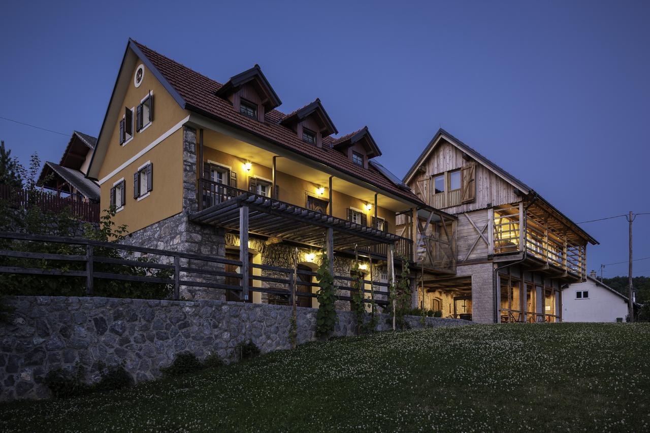 Guest House Kalska Domacija Semic Eksteriør bilde